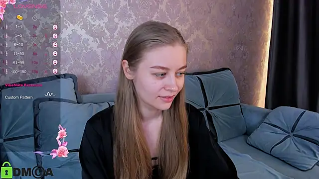 Snapshot of Polumna_cute chatting on March 2025 12:17:02 PM Polumna cute online show from March 2025 12:17:02 PM