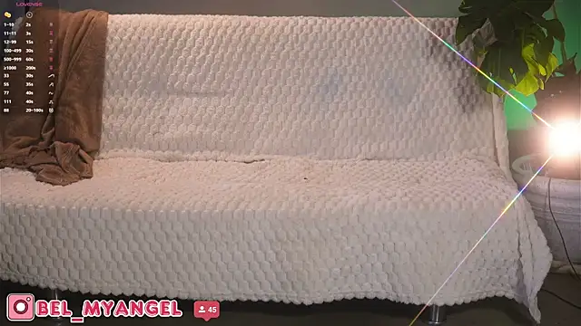 Snapshot of Bella-Franco chatting on September 2025 02:55:01 PM Bella-Franco online show from September 2025 02:55:01 PM