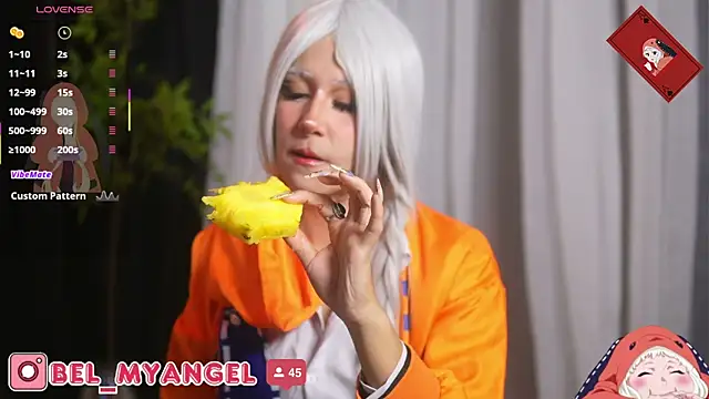 Bella-Franco online show from November 2025 07:36:01 PM