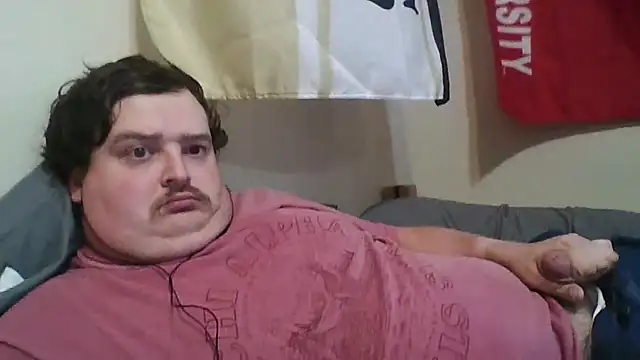 Snapshot of YelpedAverting chatting on November 2025 09:29:02 PM YelpedAverting online show from November 2025 09:29:02 PM