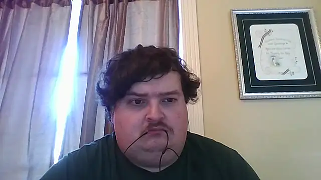 Snapshot of YelpedAverting chatting on November 2025 06:19:01 PM YelpedAverting online show from November 2025 06:19:01 PM