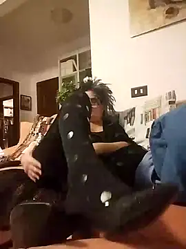 MATTIS11 online show from December 2024 08:53:02 PM