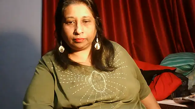 Snapshot of raniofsex02 chatting on July 2026 05:53:03 PM raniofsex02 online show from July 2026 05:53:03 PM
