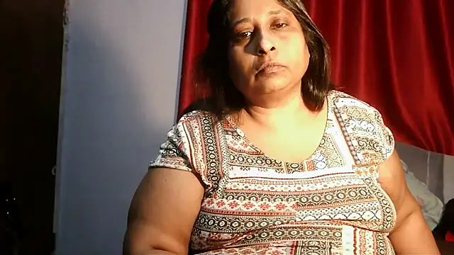 Snapshot of raniofsex02 chatting on May 2026 08:25:01 PM raniofsex02 online show from May 2026 08:25:01 PM
