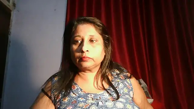 Snapshot of raniofsex02 chatting on June 2026 05:57:01 PM raniofsex02 online show from June 2026 05:57:01 PM