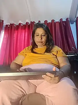 Snapshot of raniofsex02 chatting on May 2026 05:39:02 AM raniofsex02 online show from May 2026 05:39:02 AM