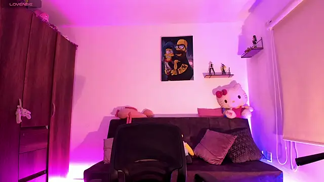 penny sweett  online show from September 2025 11:47:01 PM