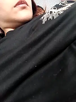 ZUCAAT online show from November 2025 11:27:01 PM