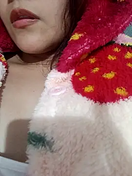 ZUCAAT online show from November 2025 04:27:01 AM