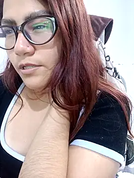 ZUCAAT online show from November 2025 04:27:02 AM