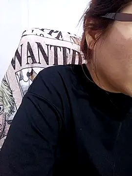 ZUCAAT online show from October 2025 04:24:02 AM