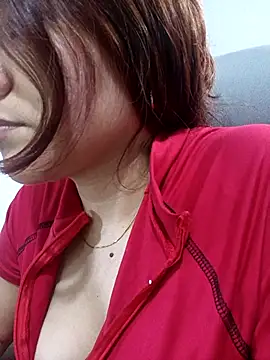 ZUCAAT online show from January 2026 03:46:01 AM