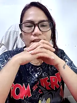 Snapshot of ZUCAAT chatting on October 2025 10:44:02 PM ZUCAAT online show from October 2025 10:44:02 PM