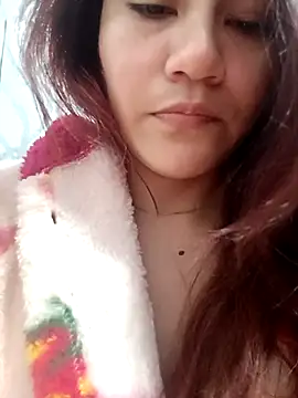 ZUCAAT online show from October 2025 06:03:02 AM