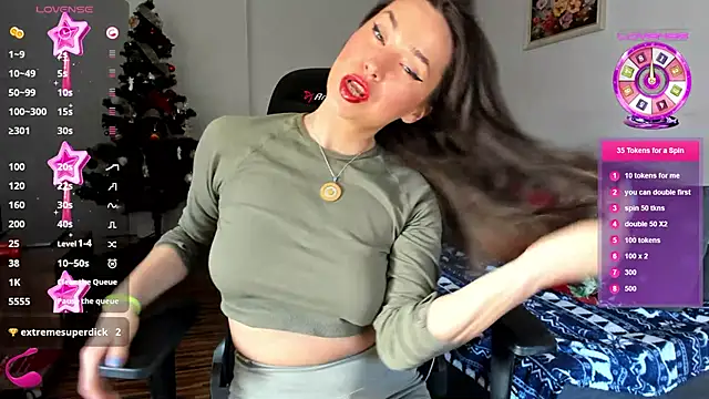 Snapshot of PlayfulGoddess chatting on January 2025 11:58:02 AM PlayfulGoddess online show from January 2025 11:58:02 AM