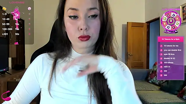 Snapshot of PlayfulGoddess chatting on February 2025 03:30:01 PM PlayfulGoddess online show from February 2025 03:30:01 PM