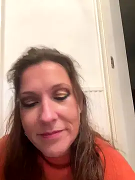 Lwhite1 online show from November 2025 05:06:02 PM