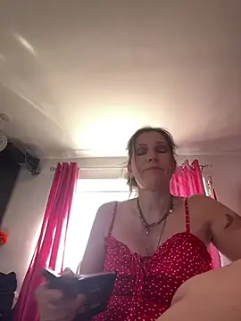Lwhite1 online show from May 2026 03:55:02 PM