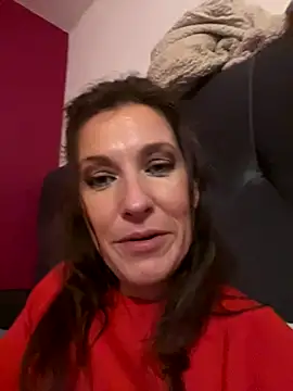 Lwhite1 online show from December 2025 09:32:01 PM