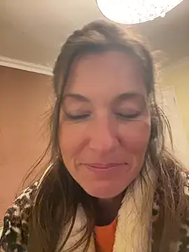 Lwhite1 online show from February 2026 07:13:01 PM