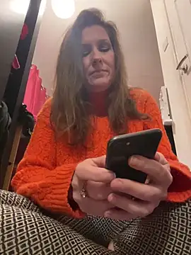 Lwhite1 online show from March 2025 11:37:02 PM