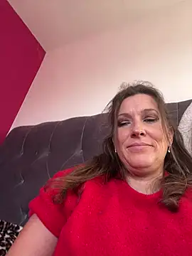 Lwhite1 online show from March 2026 04:36:02 PM