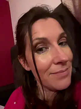 Lwhite1 online show from December 2025 10:34:02 PM