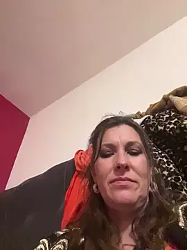 Lwhite1 online show from May 2026 10:48:02 PM