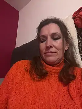 Lwhite1 online show from June 2026 10:37:01 PM