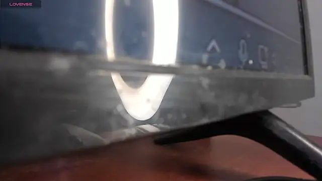 evelyn 23 online show from November 2025 04:22:02 PM