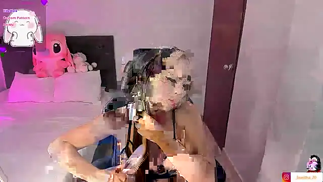 evelyn 23 online show from June 2026 08:25:02 PM