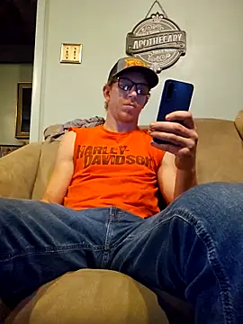 REDHAMMER  online show from March 2026 10:16:01 PM