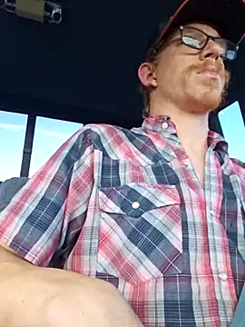 REDHAMMER  online show from February 2026 09:15:01 PM