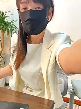 Annabody online show from November 2025 08:36:01 AM