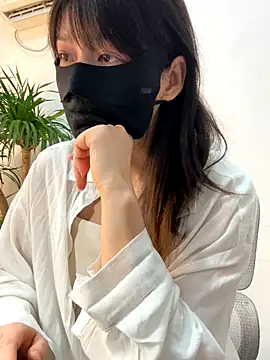 Annabody online show from December 2025 06:19:01 PM