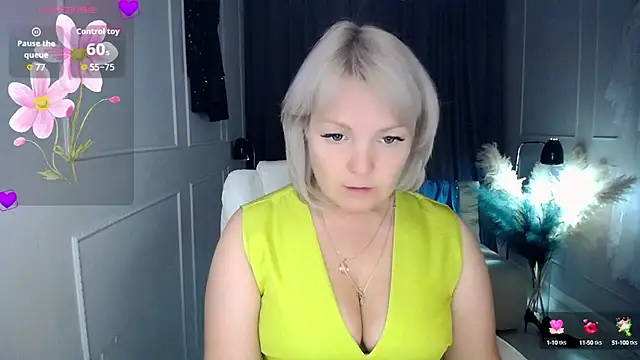 Juarnea online show from October 2025 02:10:01 PM