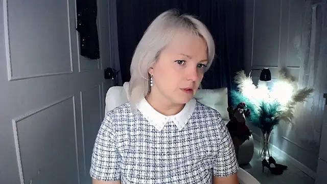 Juarnea online show from December 2025 08:14:01 AM