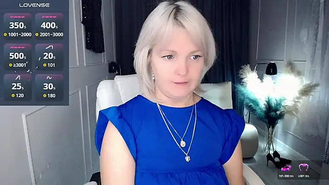 Juarnea online show from November 2025 10:15:01 AM