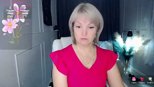Juarnea online show from September 2025 10:25:01 AM