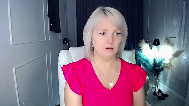 Juarnea online show from November 2025 07:30:02 AM