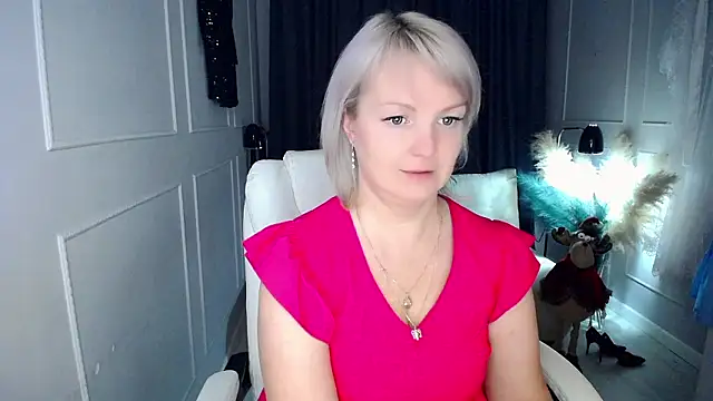 Juarnea online show from January 2026 12:55:02 PM