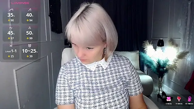 Juarnea online show from November 2025 07:11:02 AM