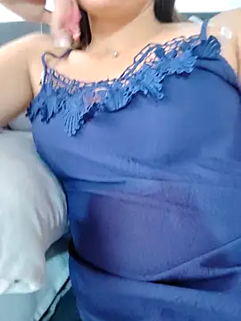 Snapshot of merlinaadams_ chatting on September 2025 04:39:01 PM merlinaadams online show from September 2025 04:39:01 PM
