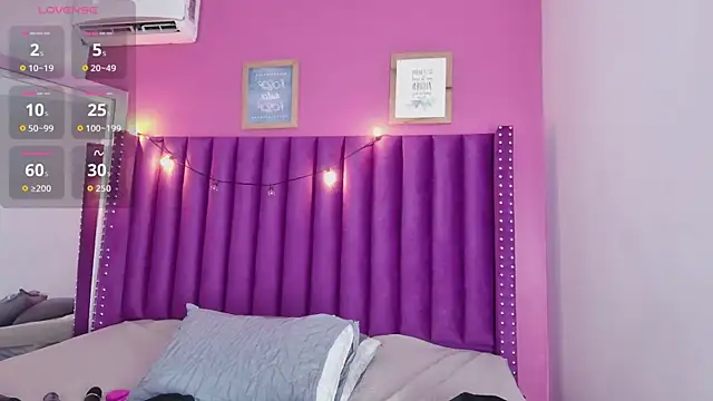 littleebonny online show from October 2025 01:13:02 PM