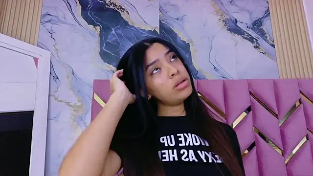 littleebonny online show from February 2026 01:07:01 AM