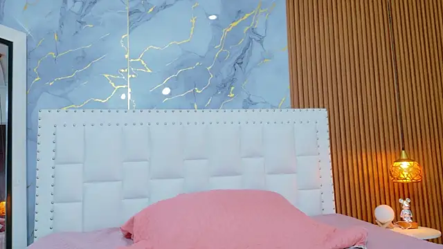 littleebonny online show from October 2025 12:40:02 PM