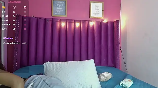 littleebonny online show from September 2025 12:56:02 PM