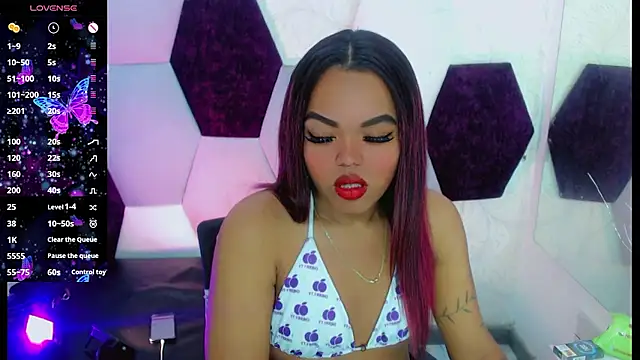 KayleighDreams  online show from January 2026 04:49:01 AM