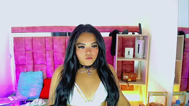 KayleighDreams  online show from May 2026 11:40:02 AM