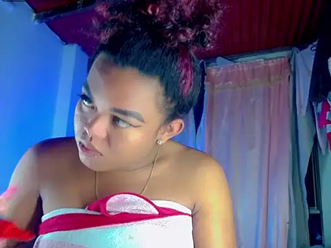 KayleighDreams  online show from September 2025 03:24:02 AM